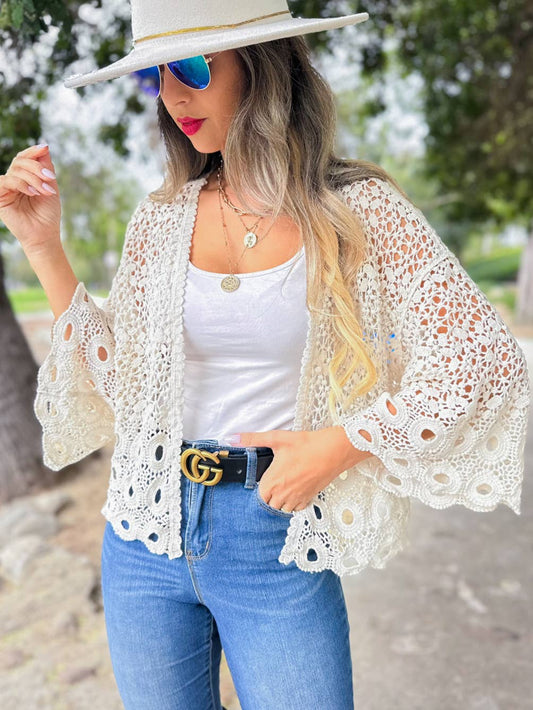 Cárdigan abierto de crochet con patrón floral boho único