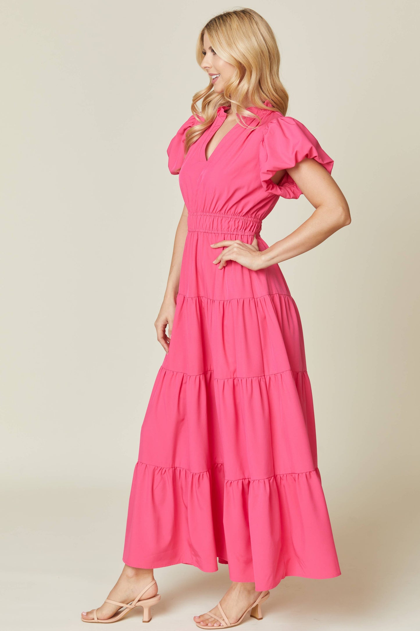 Vestido Sólido Acolchado