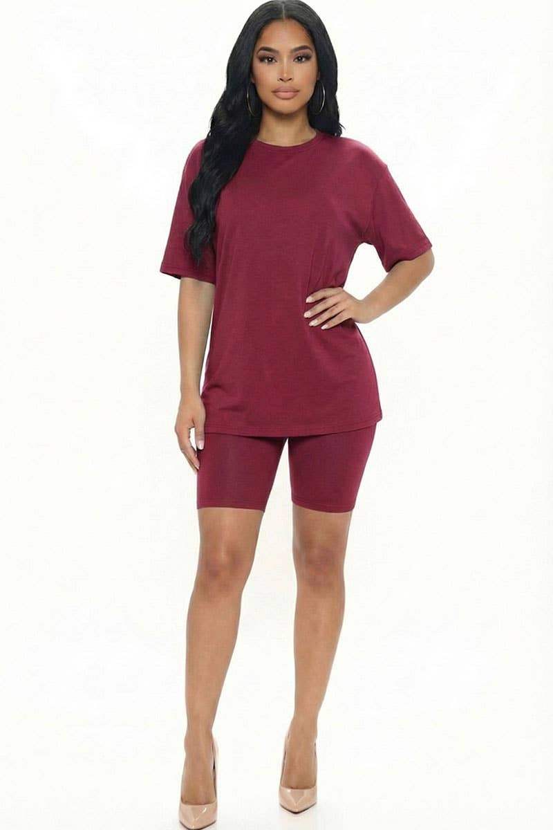 Oversized T-shirt and biker shorts set