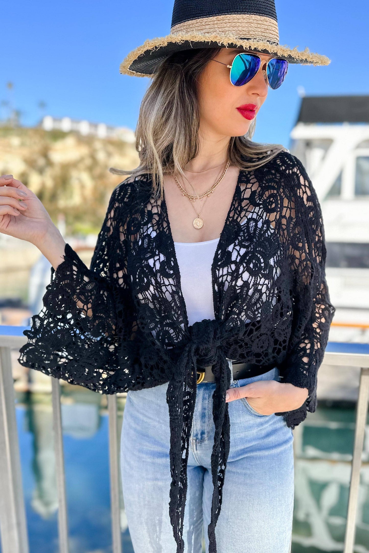 Cárdigan de crochet con lazo — Superventas boho para capas de verano