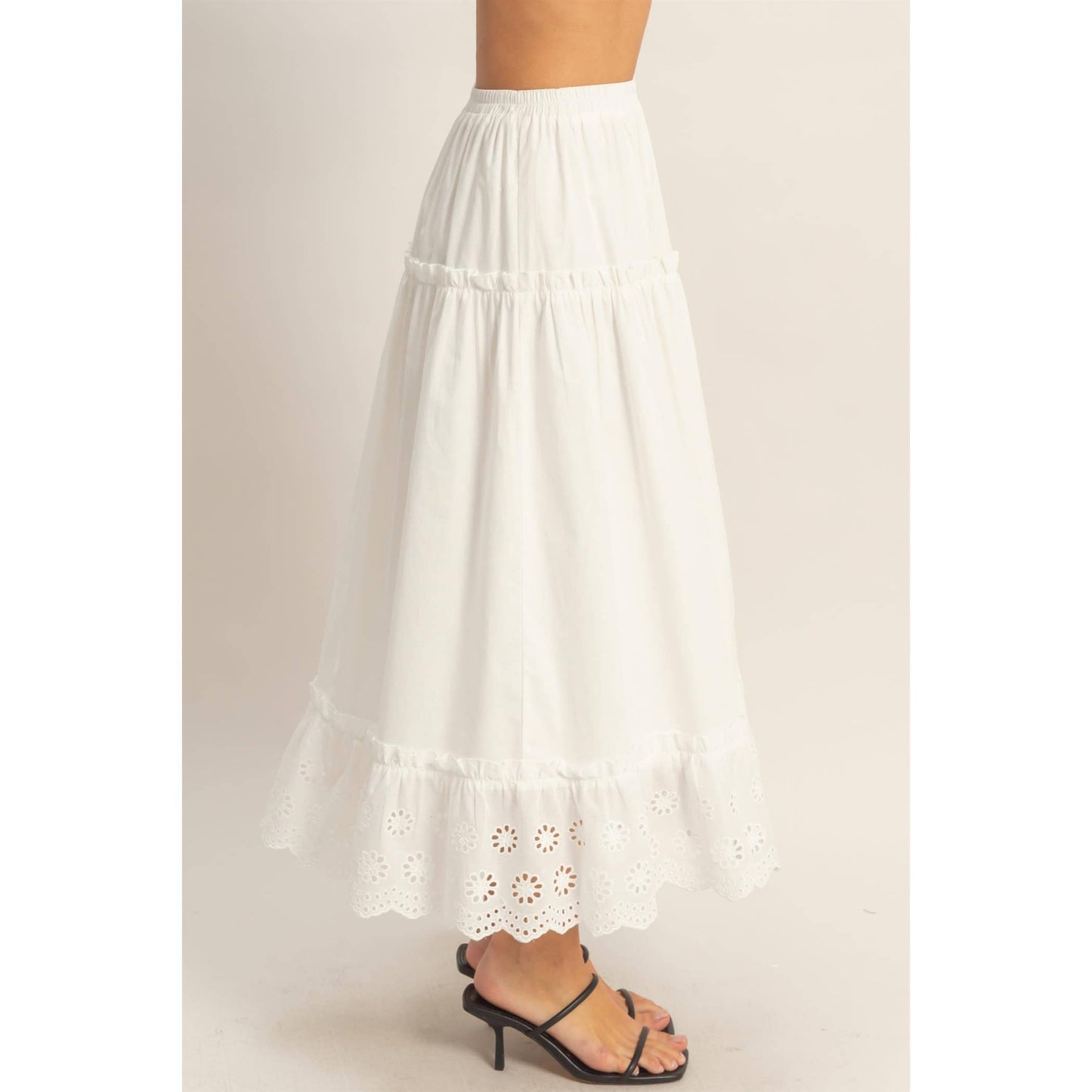 Falda Maxi con Ojales en Capas