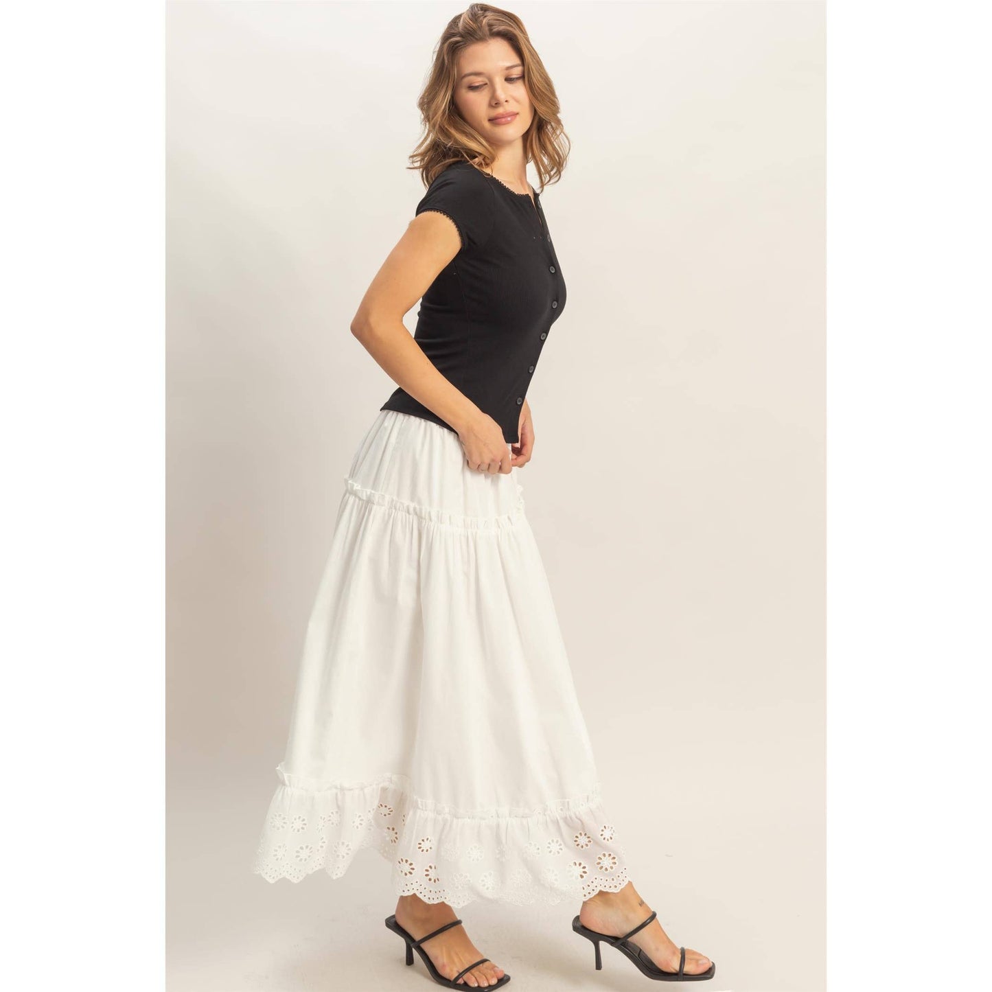 Falda Maxi con Ojales en Capas