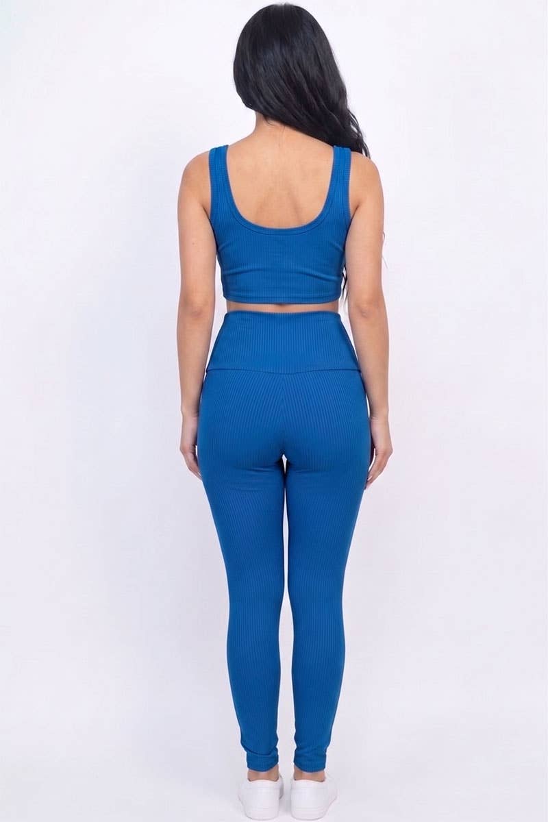 Conjunto de top corto acanalado y leggings