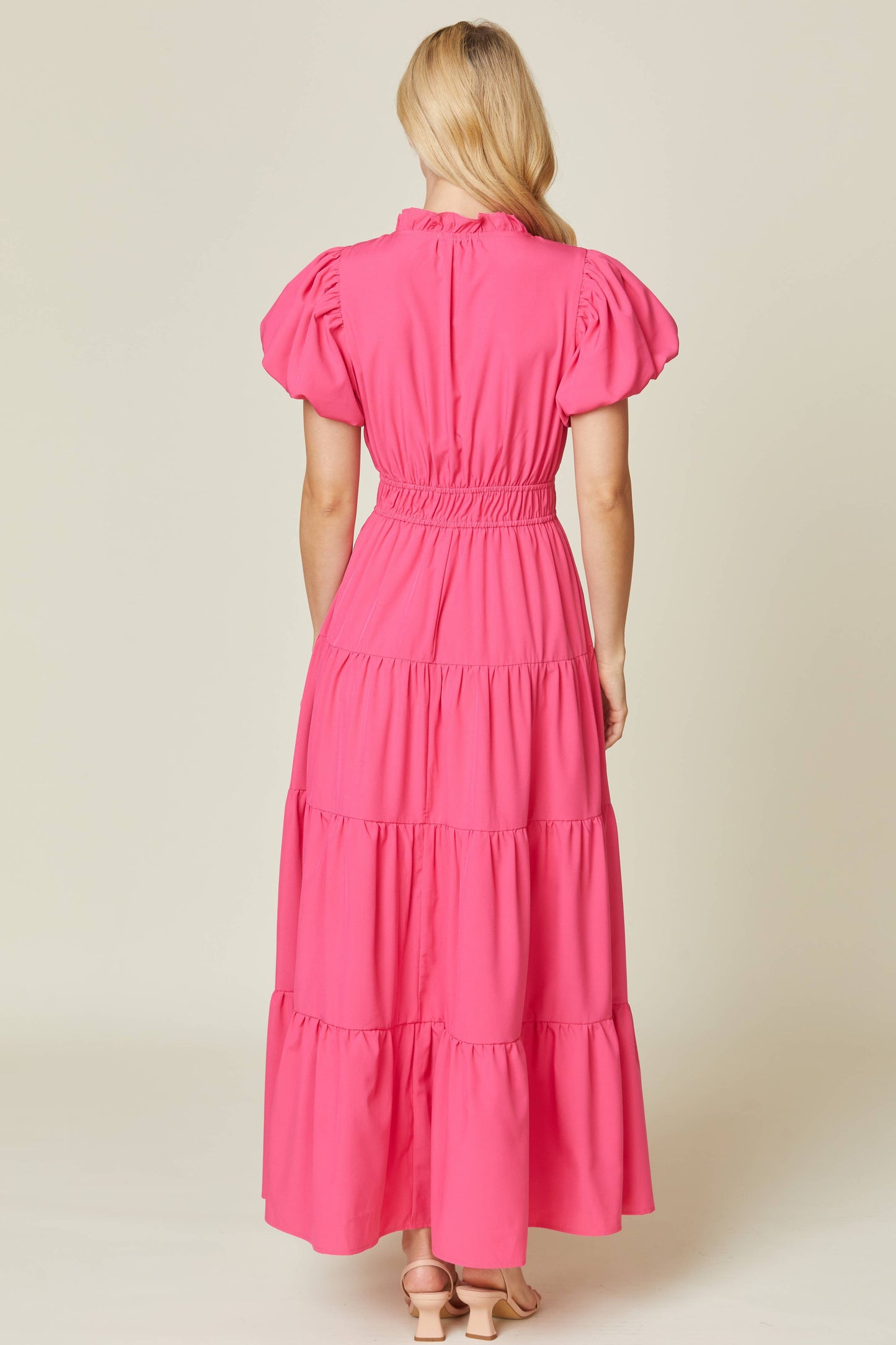 Vestido Sólido Acolchado