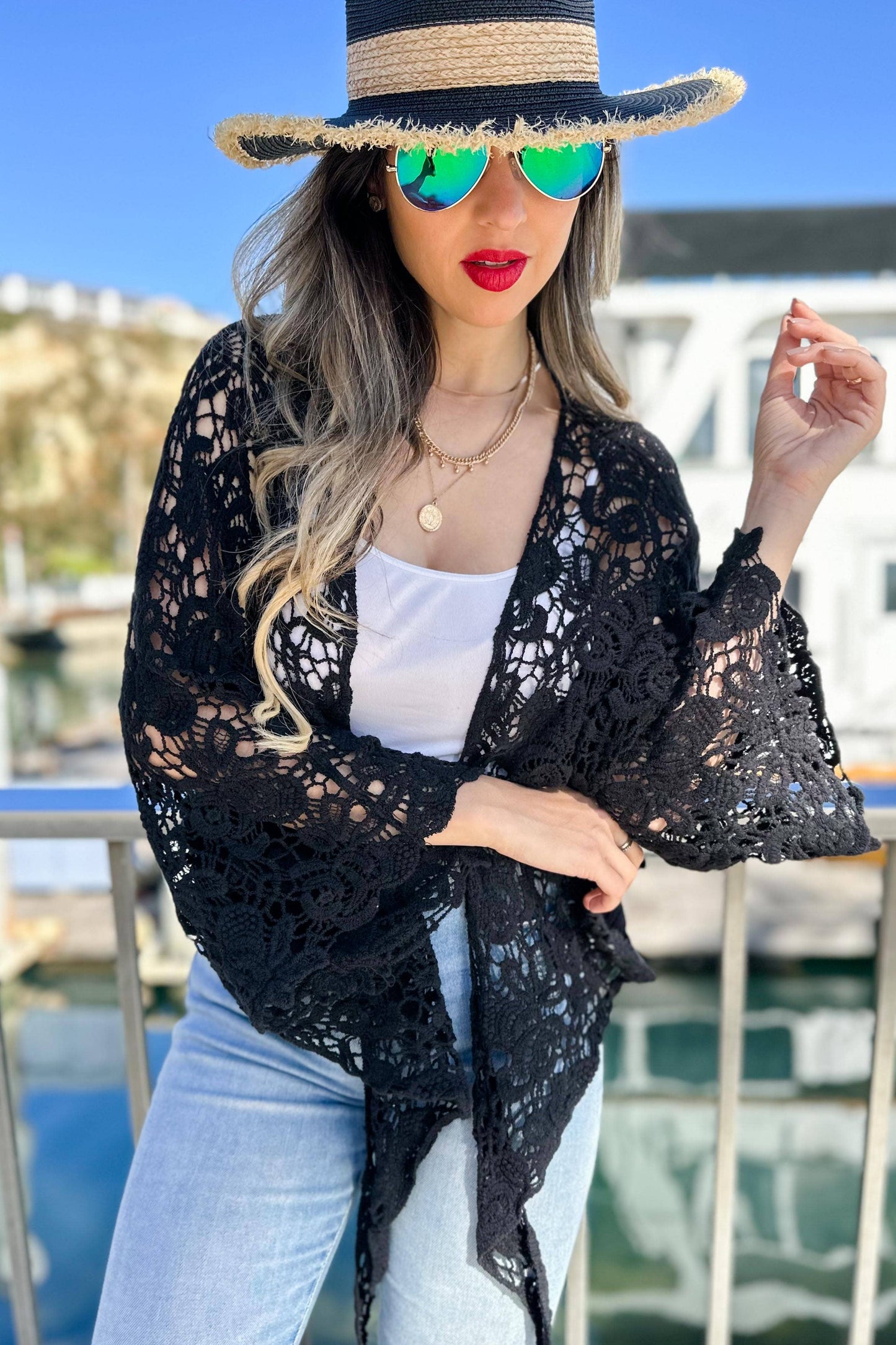 Cárdigan de crochet con lazo — Superventas boho para capas de verano