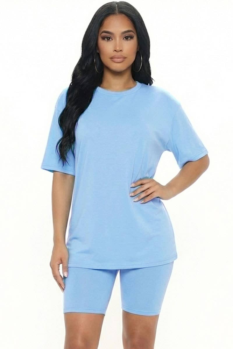 Oversized T-shirt and biker shorts set