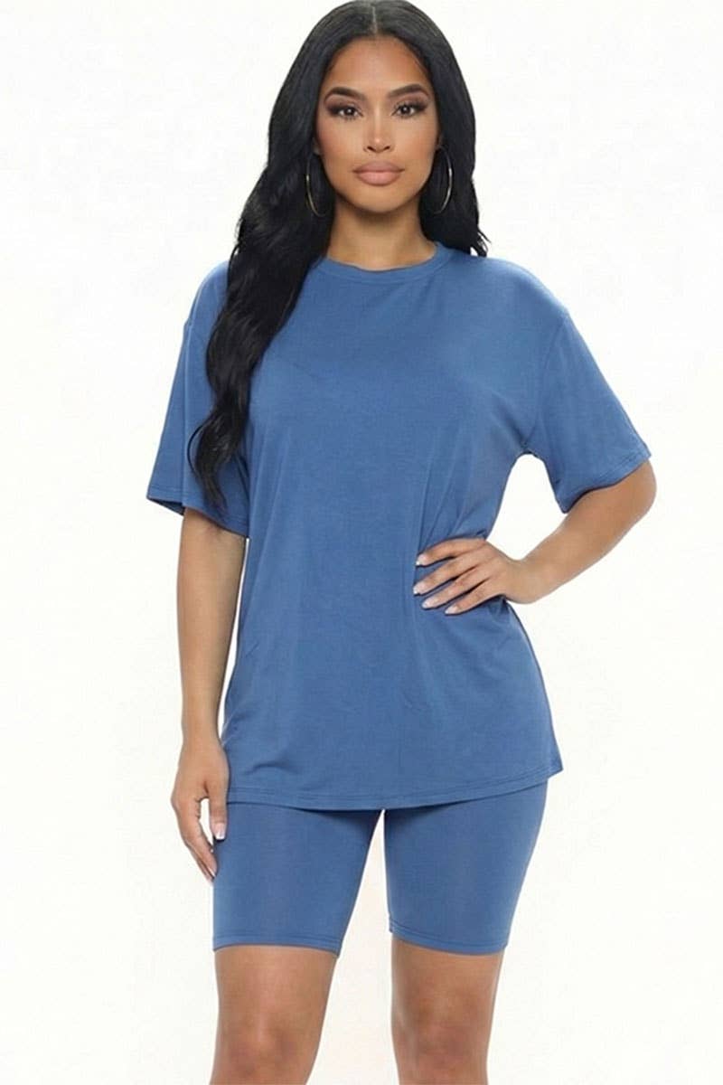 Oversized T-shirt and biker shorts set
