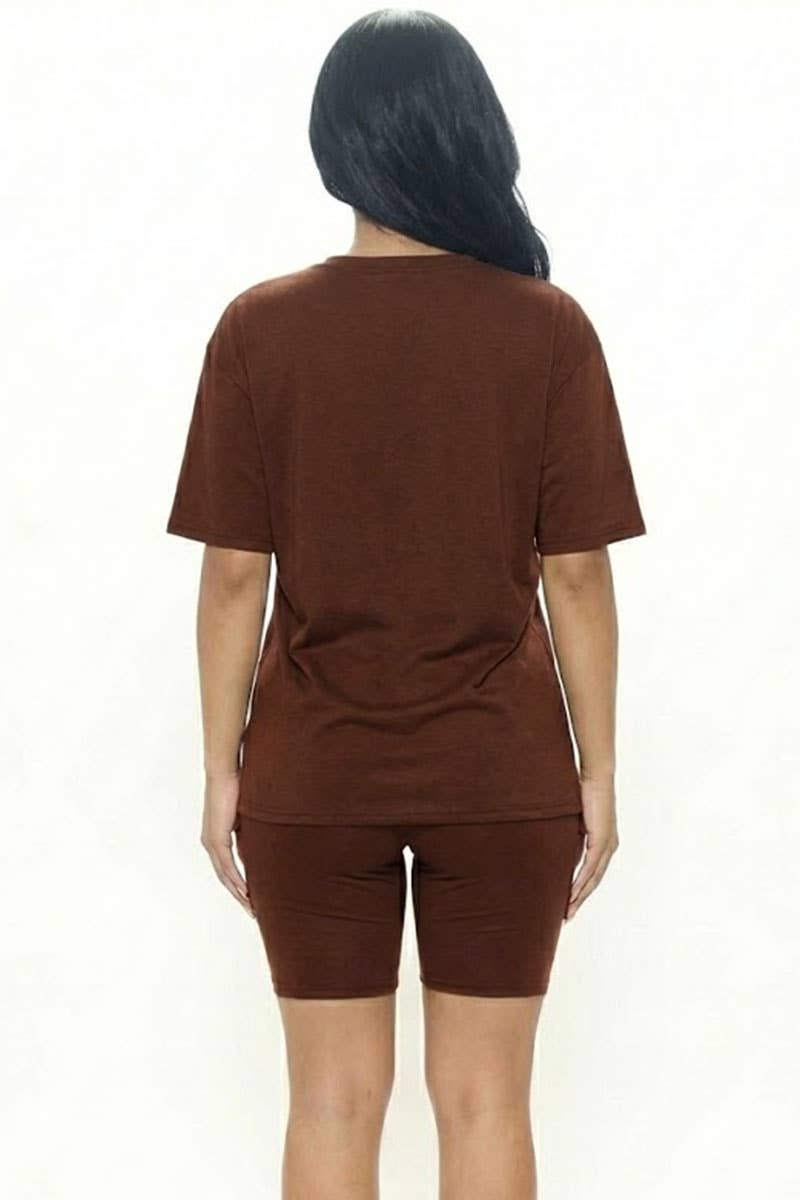 Conjunto de camiseta holgada y shorts ciclistas