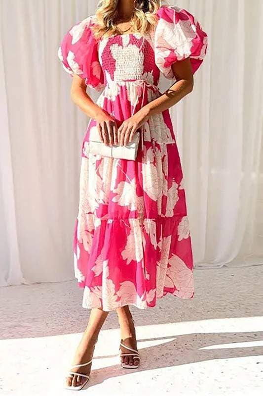 Vestido floral con mangas abullonadas
