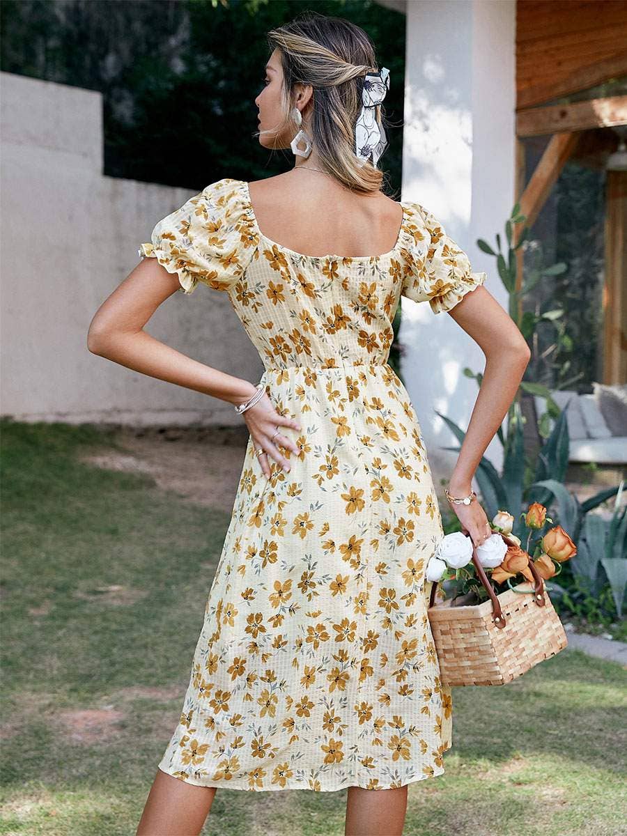 Vestido playero mediano amarillo con estampado floral de cuello joya