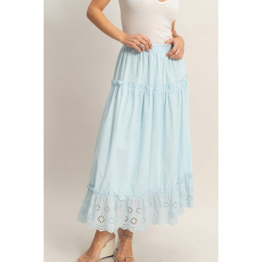 Falda Maxi con Ojales en Capas