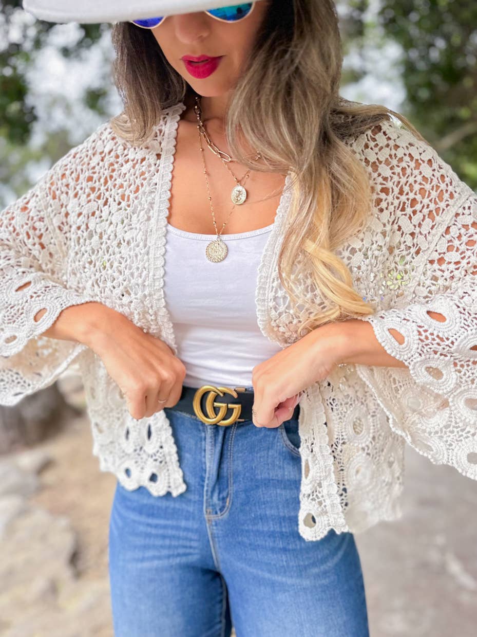 Cárdigan abierto de crochet con patrón floral boho único